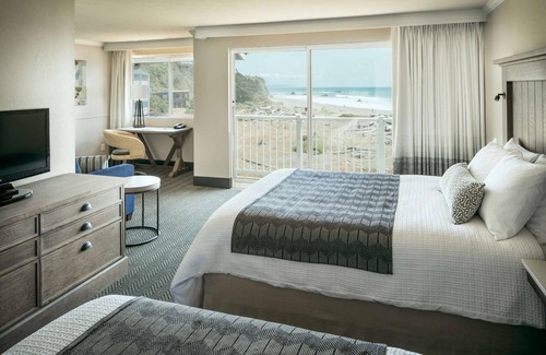 Harbor Hotel | Beachfront Inn