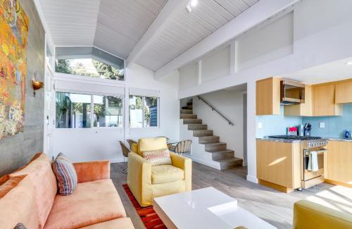Central Malibu Apartment | Beachfront Malibu Apartment with Ocean-View Balcony