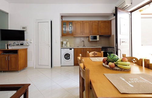 Panormos Apartment | Beachfront Studio with, everything in walking distance!