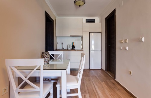Przno Apartment | Beachfront Studio with Kitchen & Private Bathroom