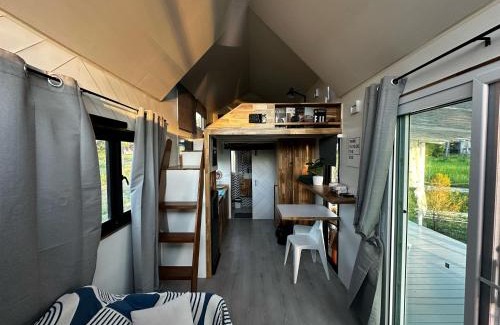 Lipa Noi House | Beachfront Tiny House, Koh Samui, Thailand with FREE Rowboat