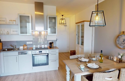 Pelzerhaken Apartment | Beachfront vacation apartment B-02 in Pelzerhaken with terrace and sea view