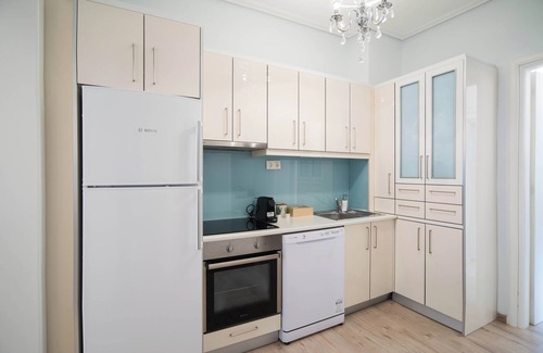 Itea Apartment | Beachfront ZEN sea view apartment