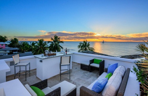 Derricks Villa | Beachhome in Holetown, Barbados