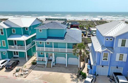 Sand Point House | Beachin' Good Time