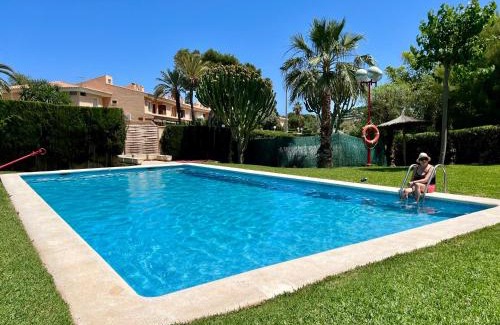 Cabo de las Huertas House | Beachside 4-Bedroom with Pool