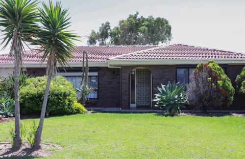 Seaford House | Beachside Base - Seaford - C21 SouthCoast Holidays
