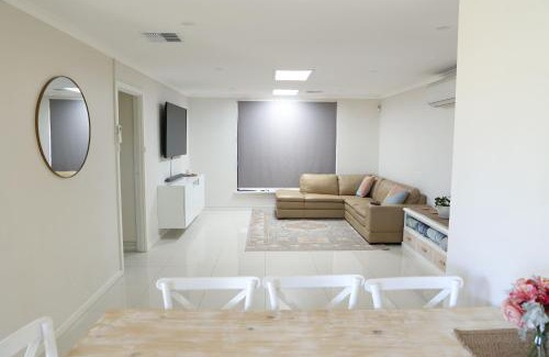 Seaford House | Beachside Base - Seaford - C21 SouthCoast Holidays