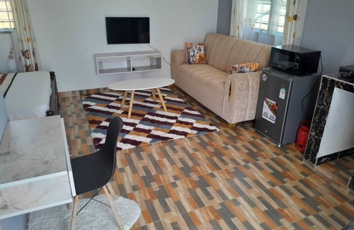 Kilifi Apartment | Beachside Spacious Haven: Walk to Sand and Shops