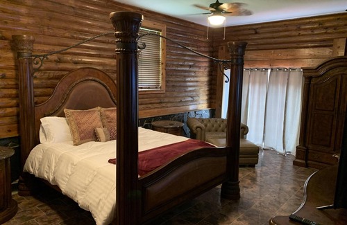 Loris Bed & Breakfast | Beachwoods Inn