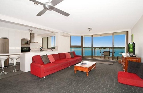 Labrador Apartment | Beaconlea Tower Apartments