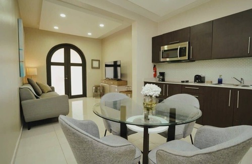 Condado Apartment | BEAR- 2BD near Condado Beach w private balcony CV1