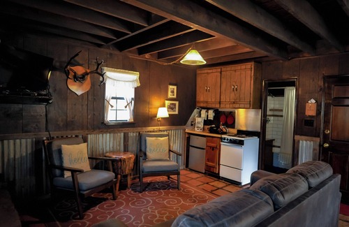 Pinos Altos Hotel | Bear Creek Motel And Cabins
