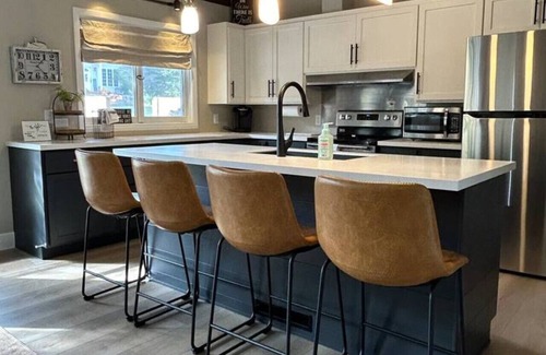 Maryville House | Bearcat BNB Next to Campus