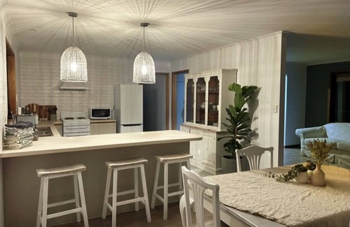 Beaufort House | Beaufort Cottage Retreat “Oaks on Havelock”