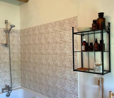 La Chapelle-Saint-Etienne House | Beautiful Cottage with private plunge pool/Hot Tub - 40 mins from Puy du Fou