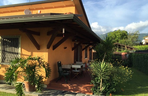 Cinquale Apartment | Beautiful villa with garden all round. Quiet area, modern furniture and all well-looked after. WIFI,