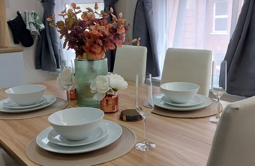 Surrey Docks Apartment | Beautiful 2 Bed Flat Close To Central London