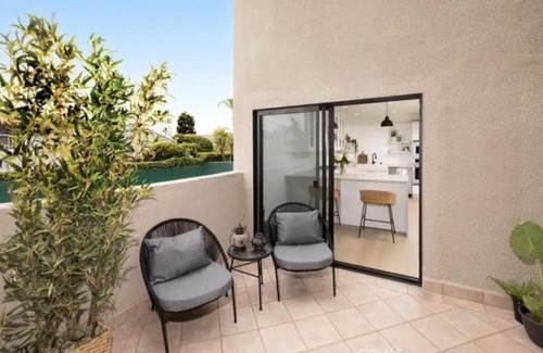 East Side Costa Mesa Villa | Beautiful 2 bedroom 2 bathroom home