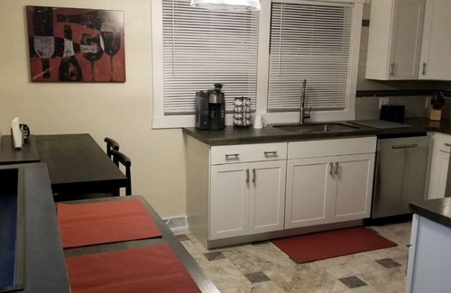 Fond du Lac House | Beautiful 2 Bedroom Duplex