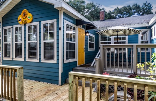 Gainesville Apartment | Beautiful 2 bedroom 2 bath apartment close to UF