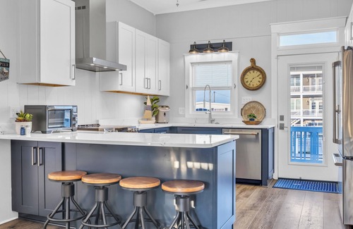 North Myrtle Beach House | Beautiful 4BD Channel Home-Hot Tub-Pet Friendly-Walk2Beach