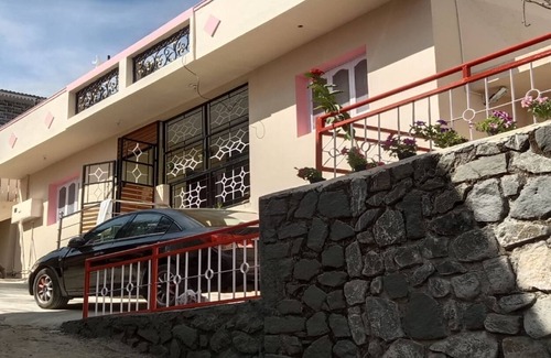 Kodaikanal Villa | Beautiful 4BHK Independent Villa with a View