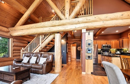 Maple Lake Cabin | Beautiful 5 bdrm lakefront log cabin - under 1hr from Mpls!