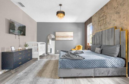 Indian Point House | Beautiful 5BR 4 baths Themed home near Disney and Universal, Private Pool, Gameroom, baby Crib and more