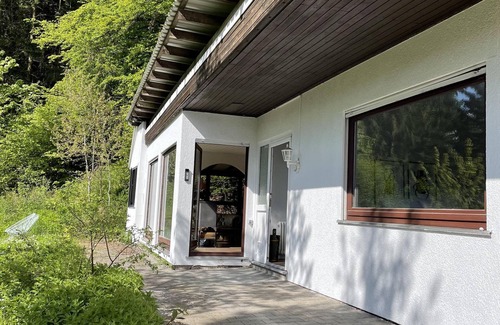 Hallenberg Apartment | Beautiful 8 Bed Apartment in Hallenberg