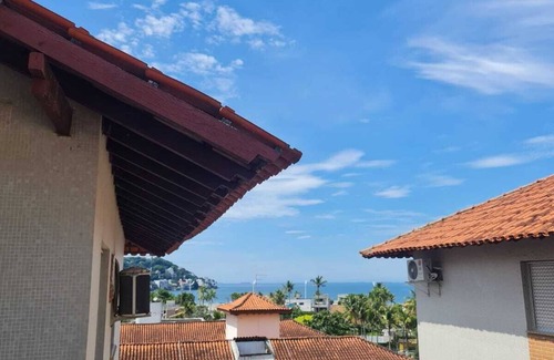 Loteamento Joao Batista Juliao Apartment | Beautiful and comfortable apartment in Guarujá, 250m from Enseada Beach