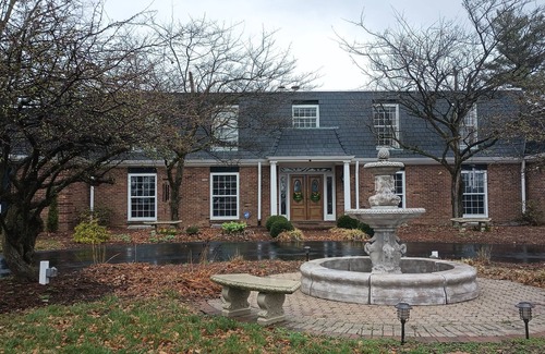 Prospect House | Beautiful and unique 6 bedrooms 6 bathrooms large pool and hot tub 7000sqft