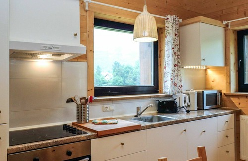Muhldorf Apartment | Beautiful apartment for 9 people with WIFI, TV and parking
