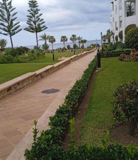 Mallalienne Apartment | Beautiful apartament the beach marina 1