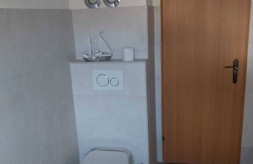 Rednitzhembach Apartment | Beautiful apartment with terrace and garden