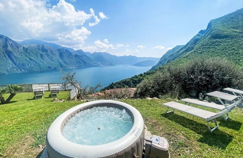 Fonteno Apartment | Beautiful apartment for 6 guests with WIFI, hot tub, A/C, TV, terrace, pets allowed and parking