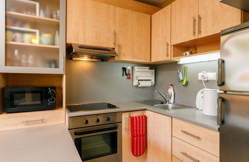 Balatonoszod Apartment | Beautiful apartment for 5 people with A/C, WIFI, TV, balcony, pets allowed and parking