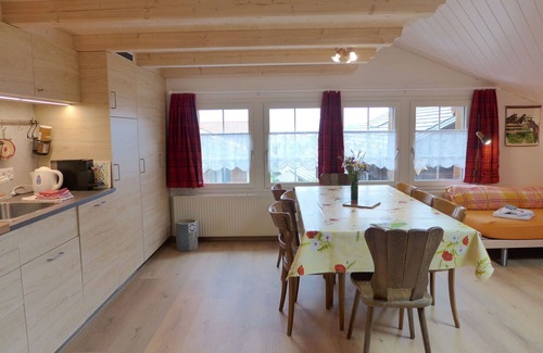 Brienzwiler Apartment | Beautiful apartment for 5 guests with WIFI, TV, terrace, pets allowed, panoramic view and parking