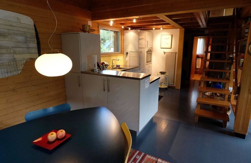 Zweisimmen Apartment | Beautiful apartment for 4 guests with WIFI, balcony and pets allowed