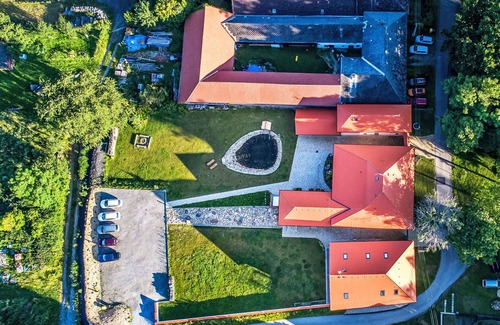 Horni Plana Apartment | Beautiful apartment for 10 people with WIFI, terrace, pets allowed and parking