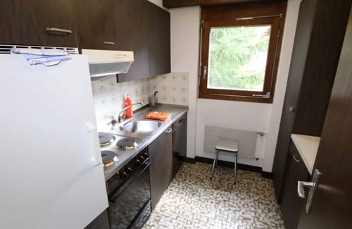 Saas-Fee Apartment | Beautiful apartment for 4 guests with WIFI, TV, balcony and pets allowed