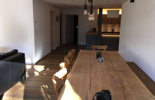 Lenk Apartment | Beautiful apartment for 6 guests with WIFI and balcony