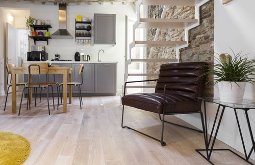 Santa Maria Novella Apartment | Beautiful apartment for 5 people with terrace in the heart of S. Lorenzo