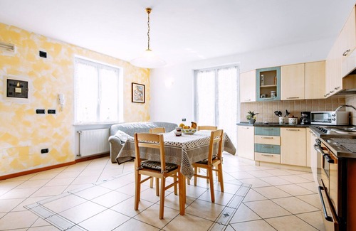 Vervo Apartment | Beautiful apartment for 4 people with WIFI, TV, terrace, pets allowed and parking