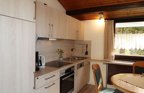 Machtlos House | Beautiful apartment in villa for 4 people with pool, TV, terrace and pets allowed