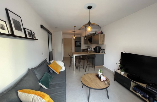 Messery Apartment | Beautiful apartment with terrace near Lake Geneva