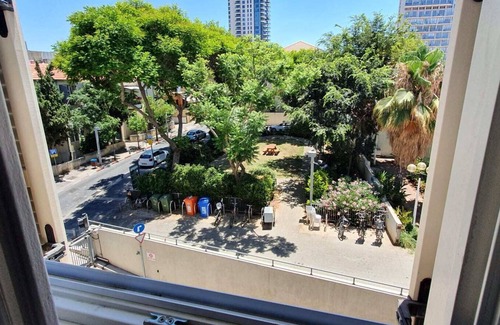 Neve Tzedek Apartment | Beautiful Apt Neve Tzedek Terrace N11