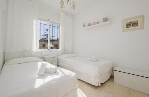 Urbanizacion Costabella Apartment | Beautiful beachside duplex apartment with amazing sea views
