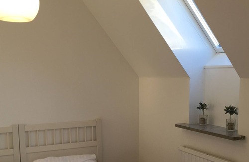 Tingstade Apartment | Beautiful building from 1824. Close to the lake