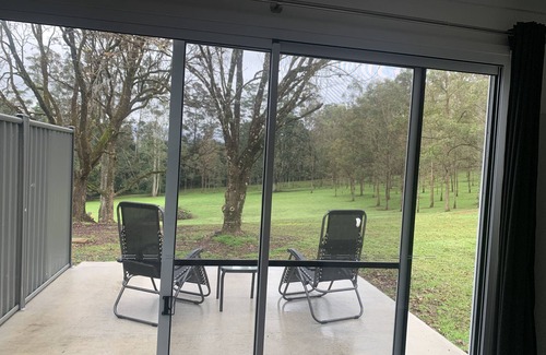 Dunoon Cabin | Beautiful Byron Hinterland.1 bedroom open plan cabin sleeps 4.
